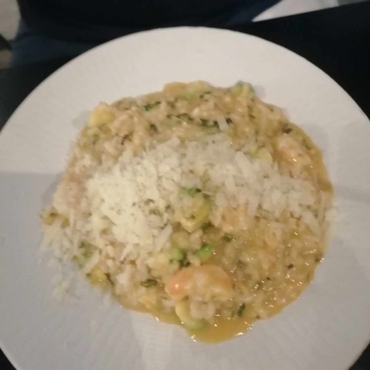 Rissotto de langostinos y aguacate