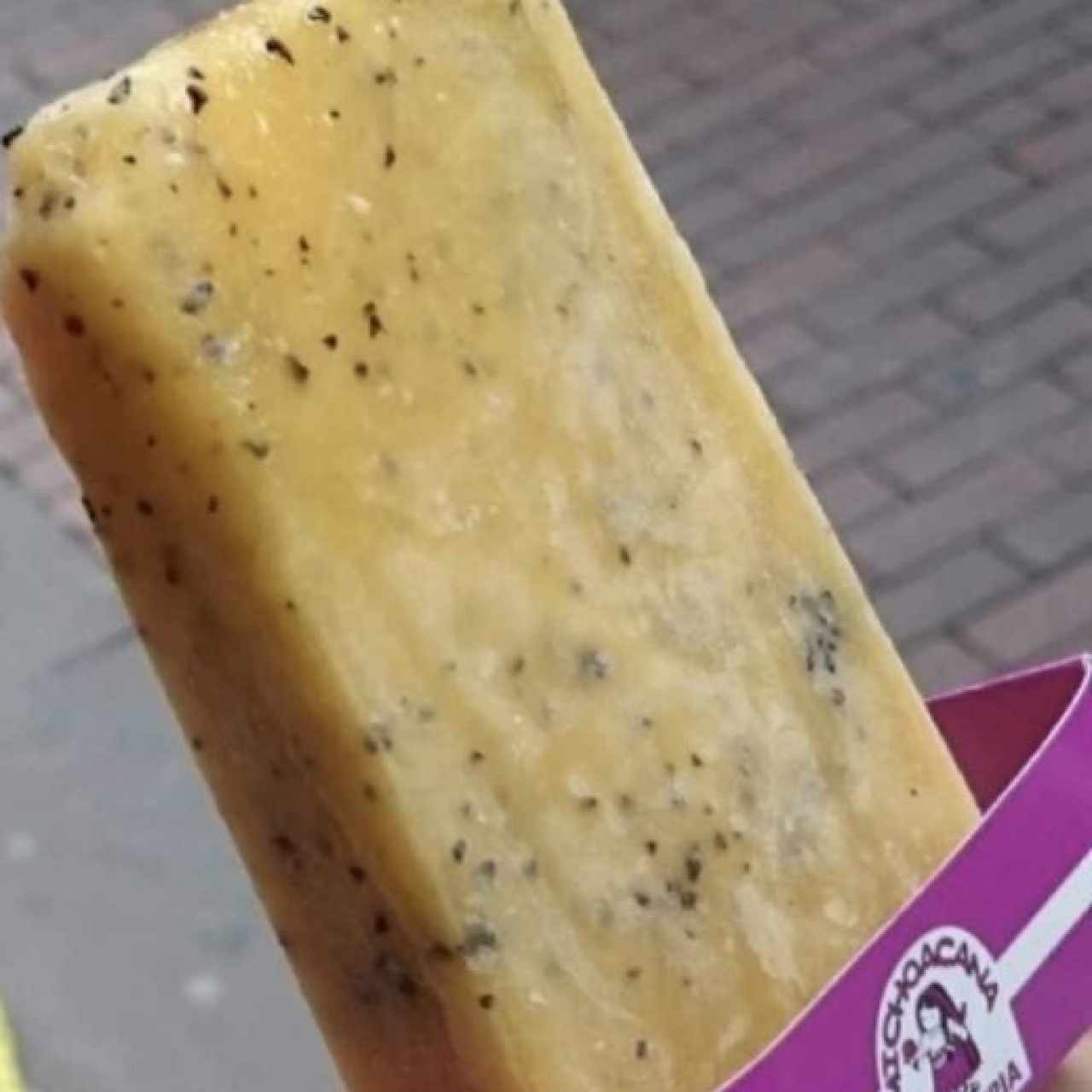 Paleta de Maracuyá