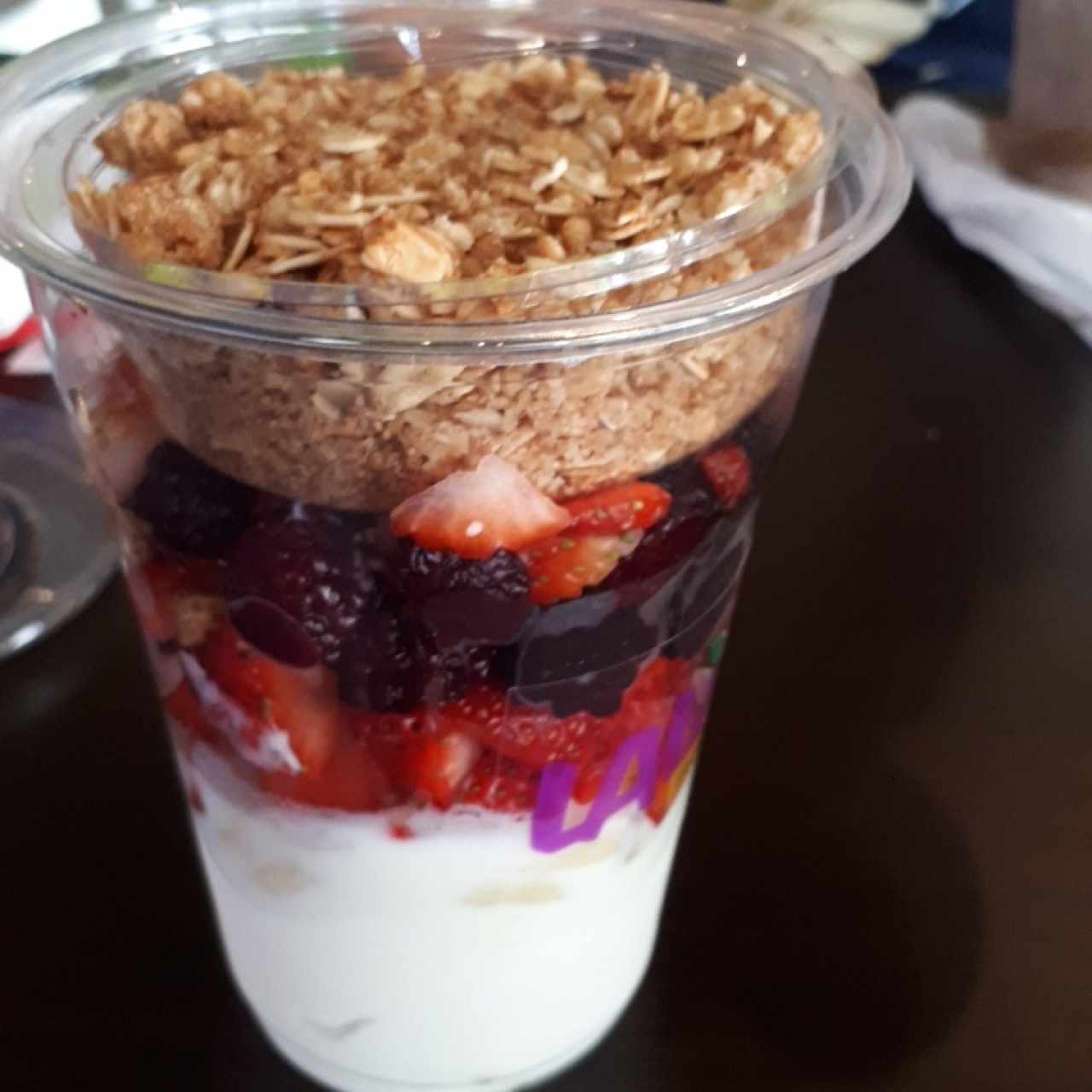 granola de frutos rojos