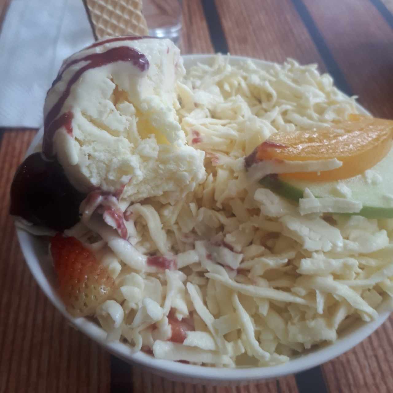 ensalada de frutas con helado