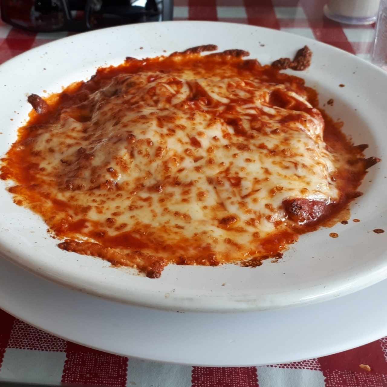 Lasagna de carne boloñesa gratinado