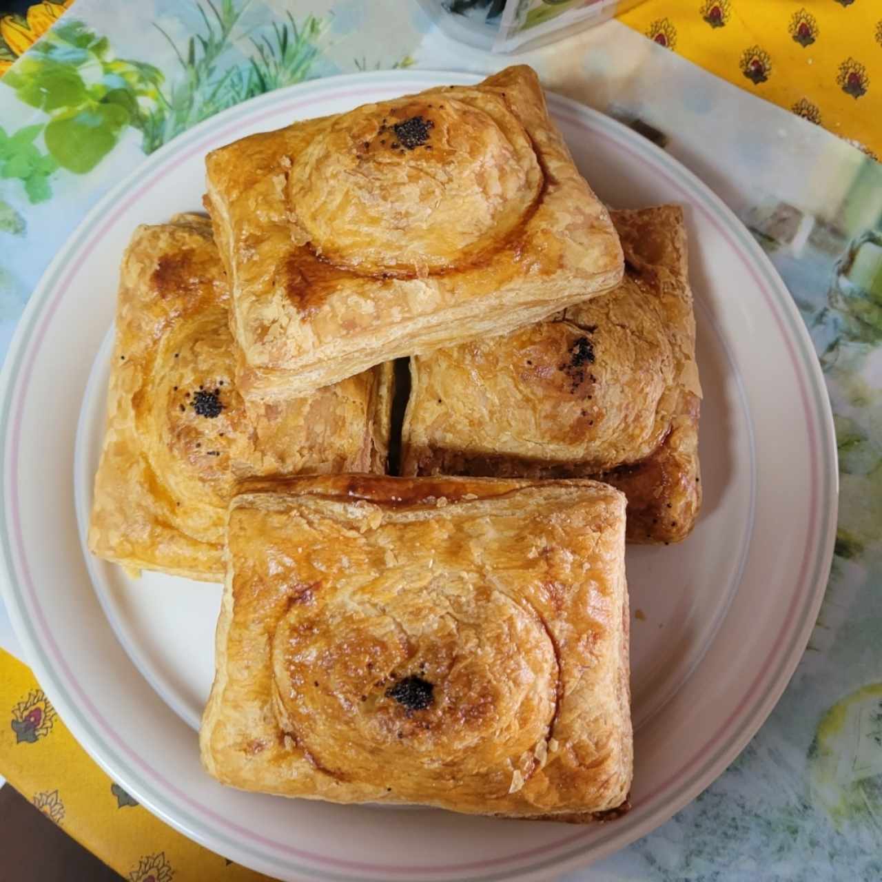 Bollería - Pastelito de Carne