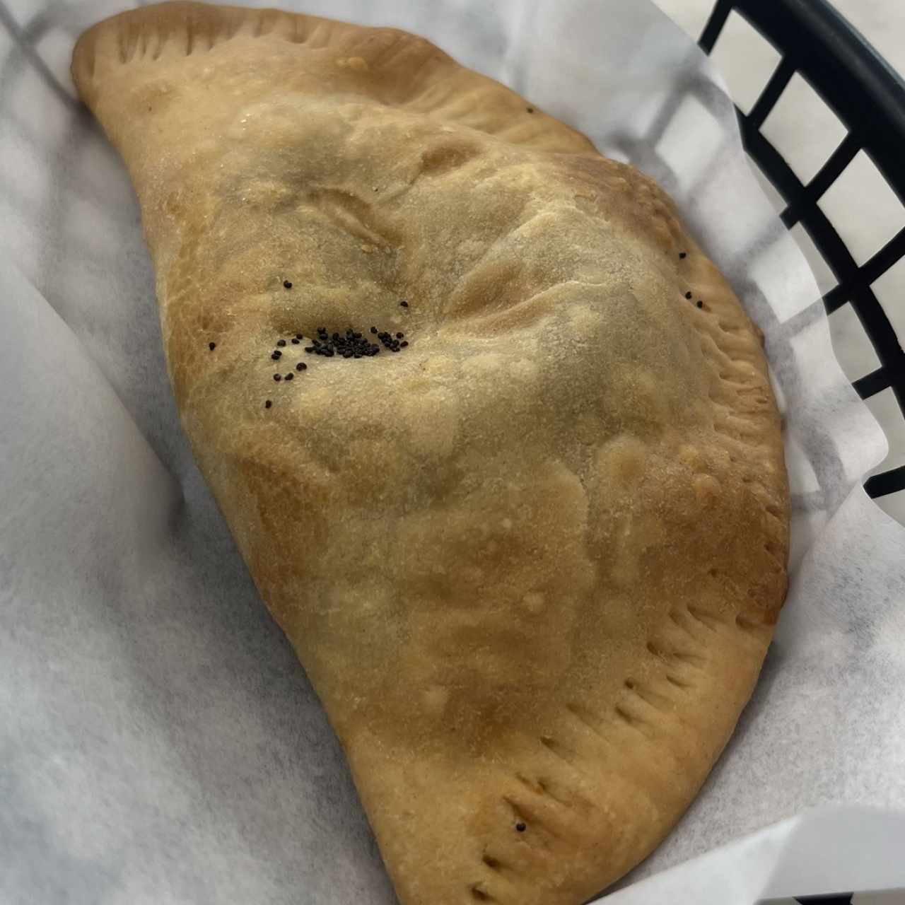 Empanada Artesana de Pollo