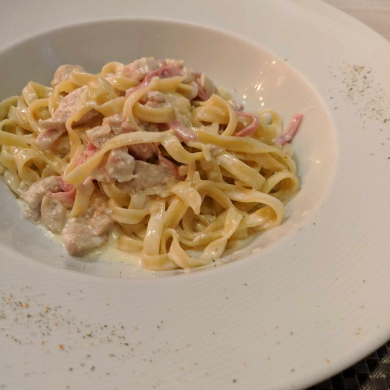 fetuchini alfredo con pollo