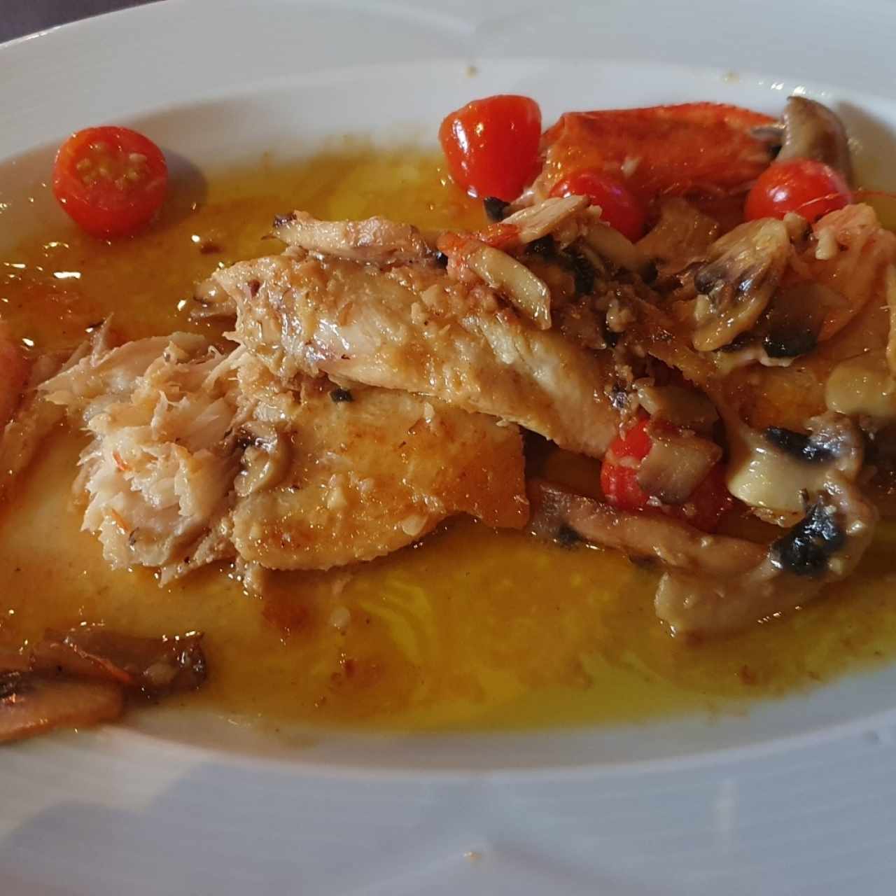 corvina con camarones 