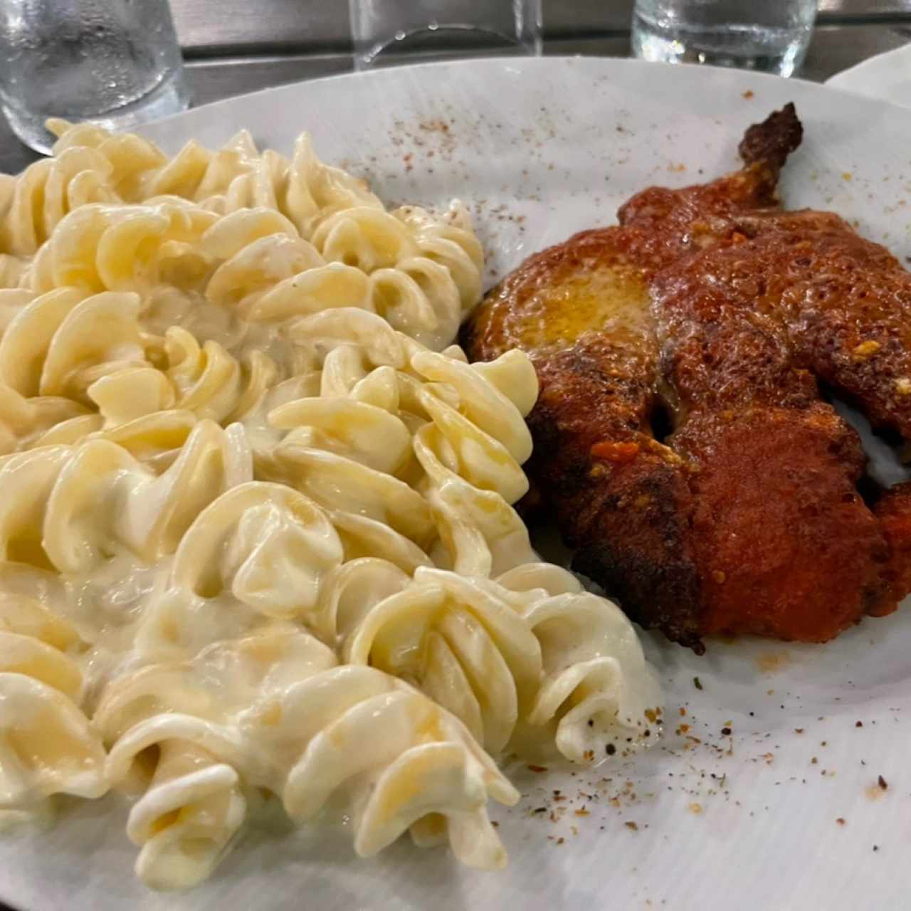 Segundo Plato - Milanesa Pollo Parmigiana