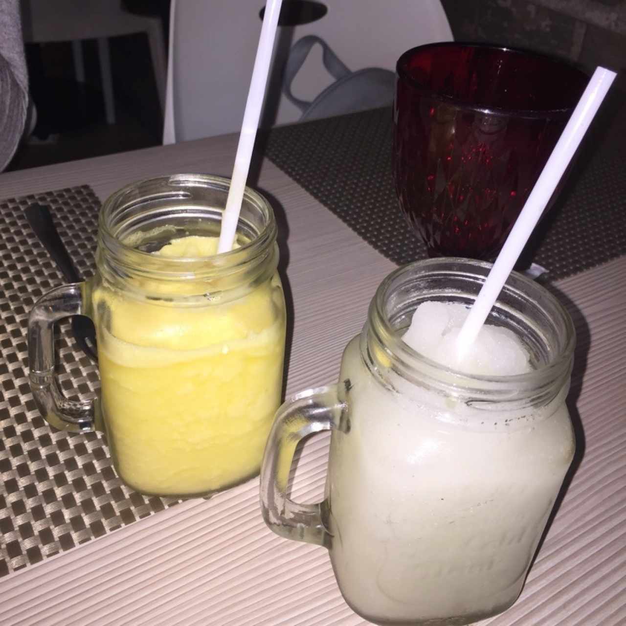 Limonada y Batido de Maracuya