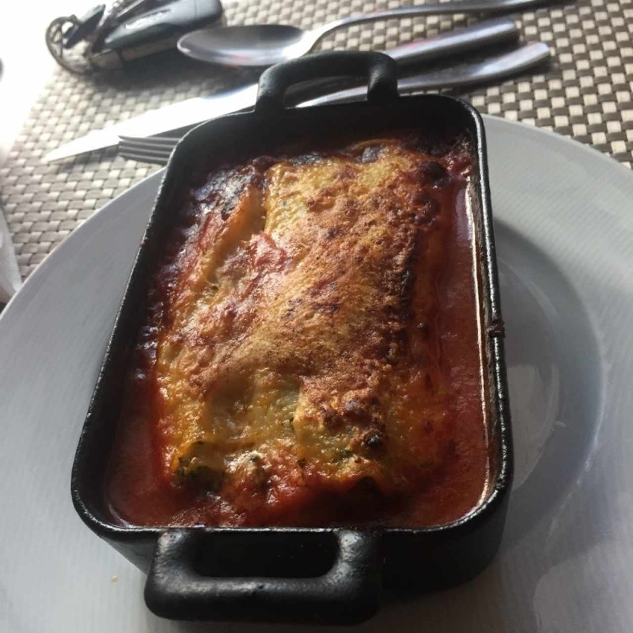 Pastas especiales - Cannelloni rossini