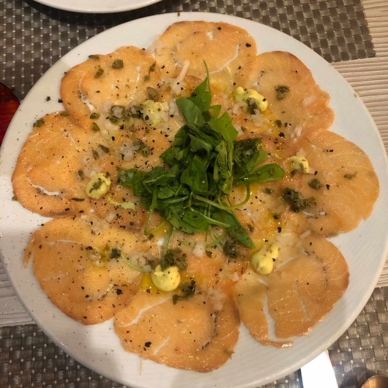 A Picar - Carpaccio Salmón