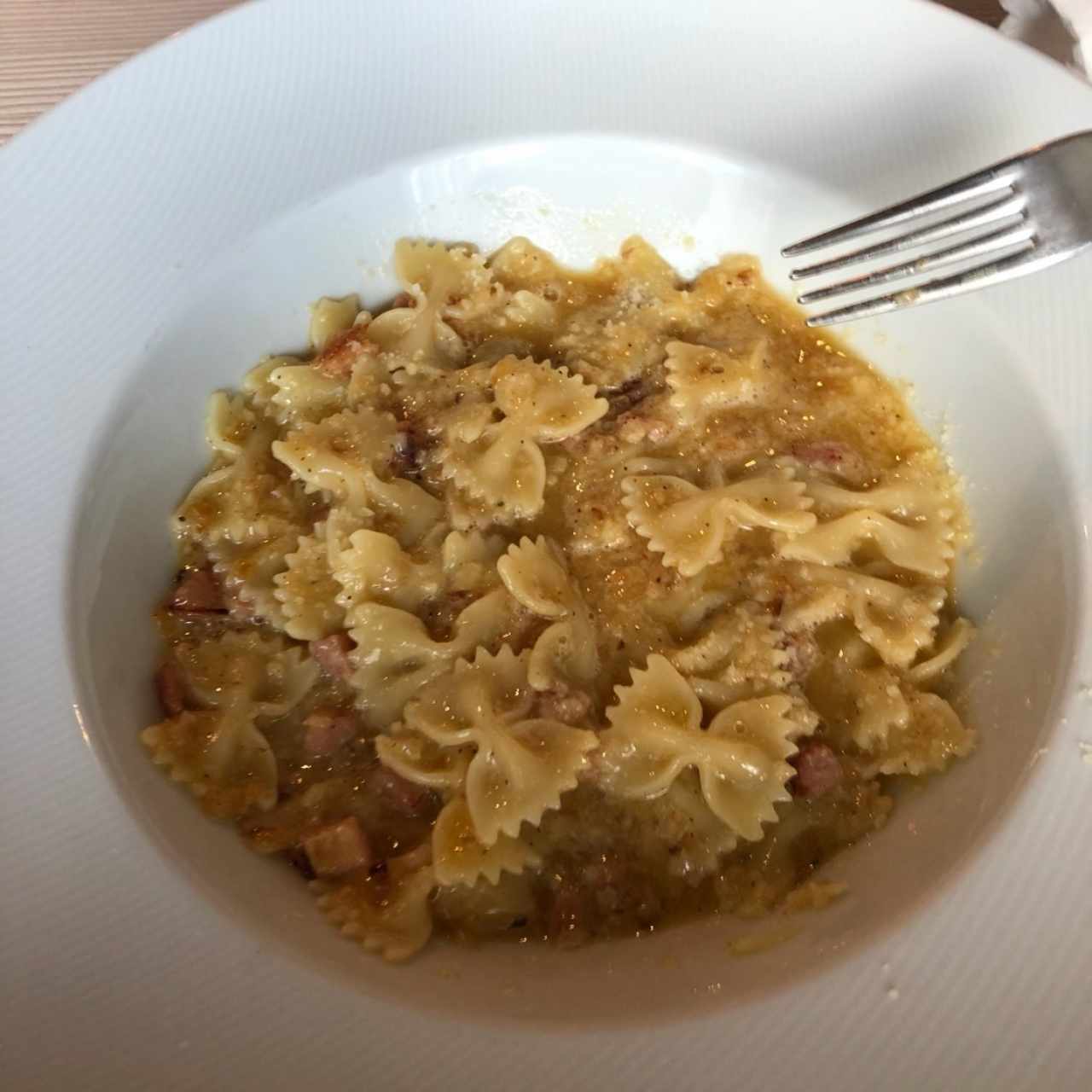 farfalle a la carbonara