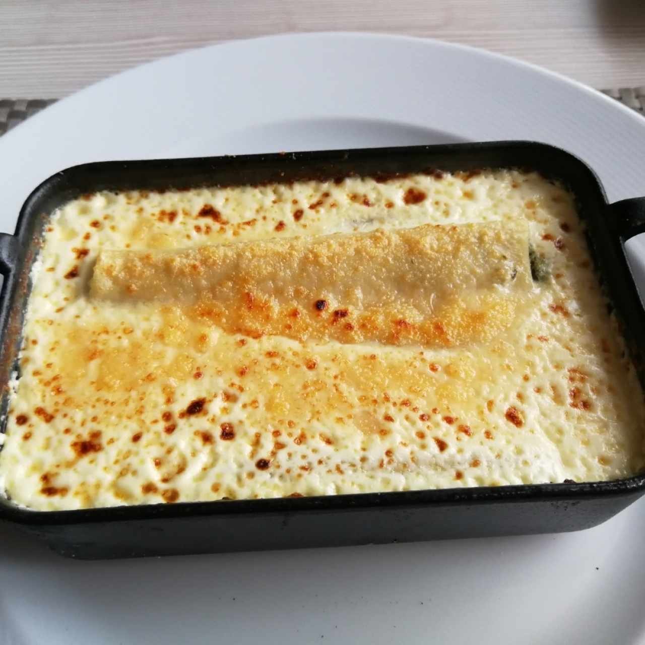 Canelones de ricota y espinaca a la crema gratibados huí