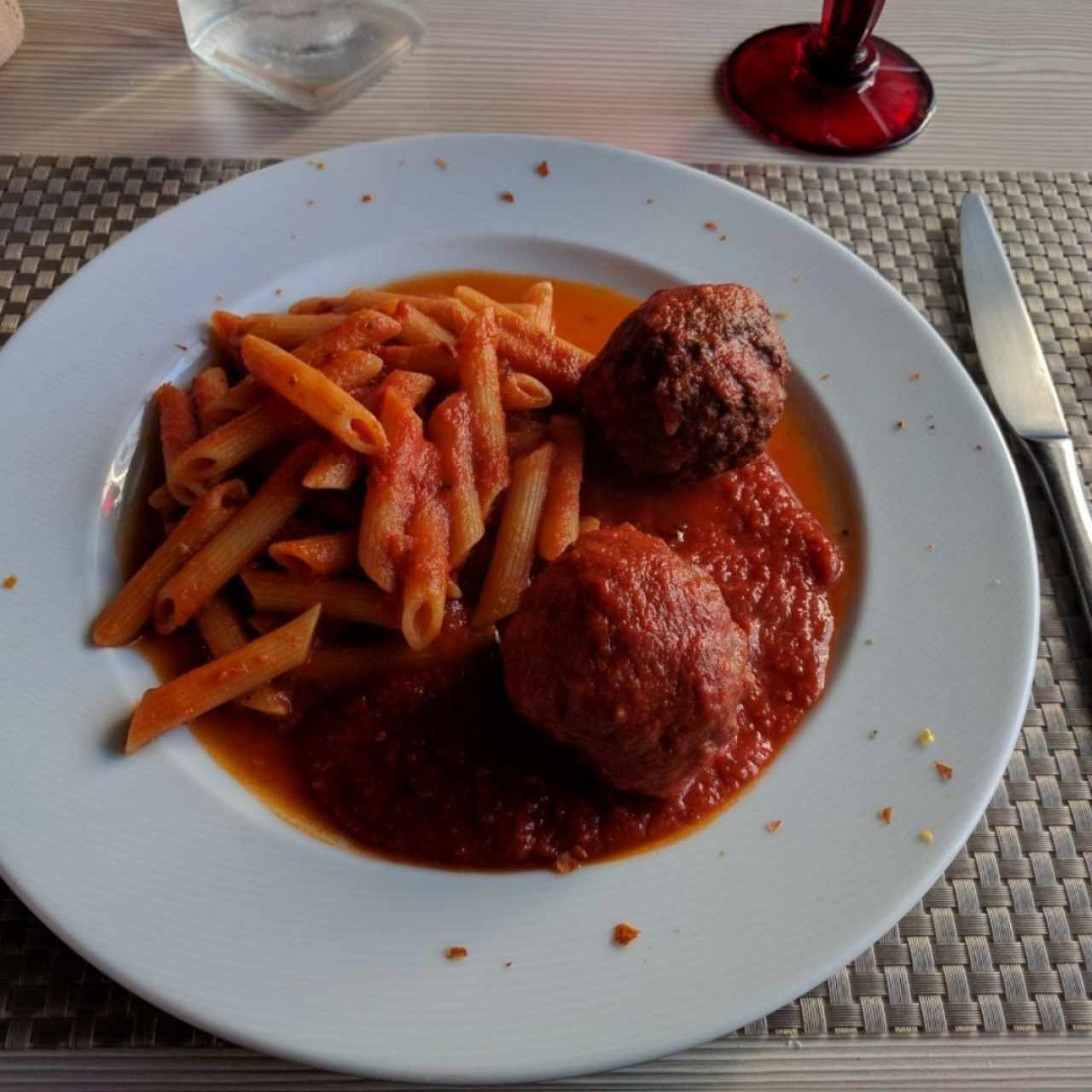 polpeta de albóndigas pene pasta