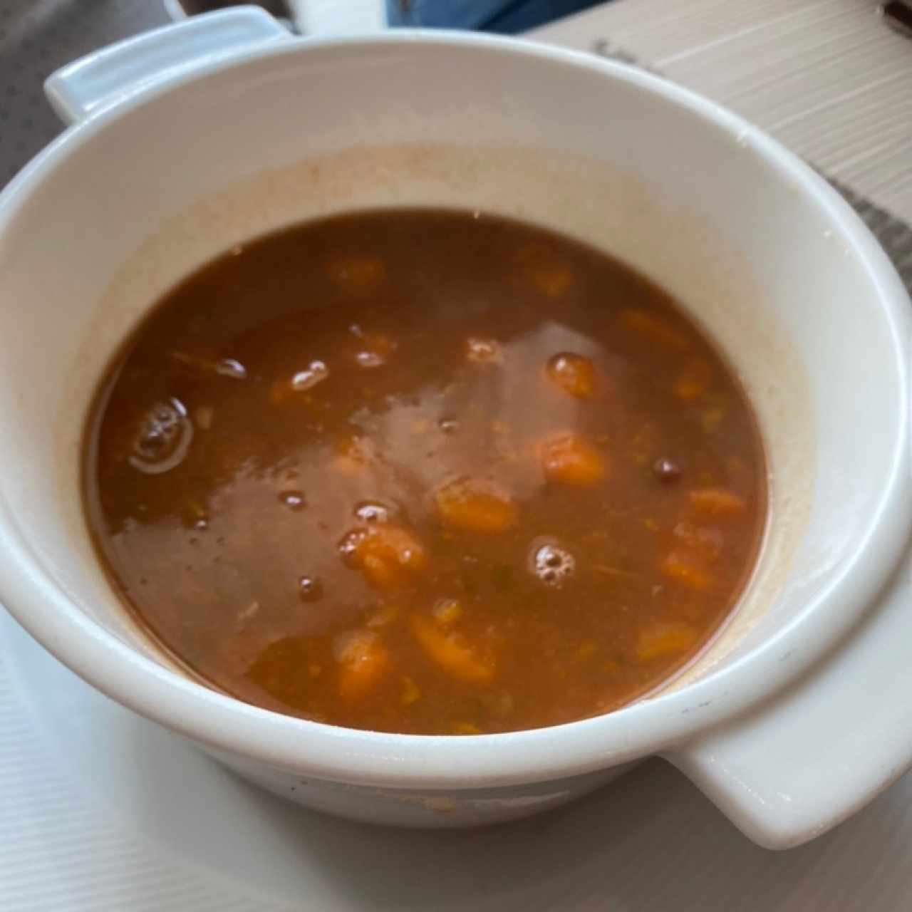 sopa de menestrones