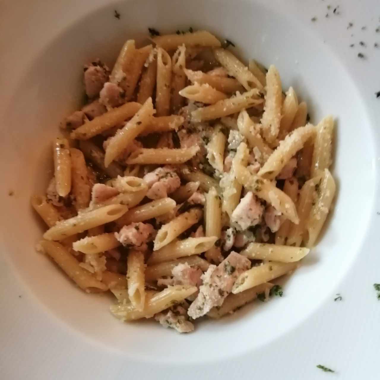 Penne al óleo con pollo