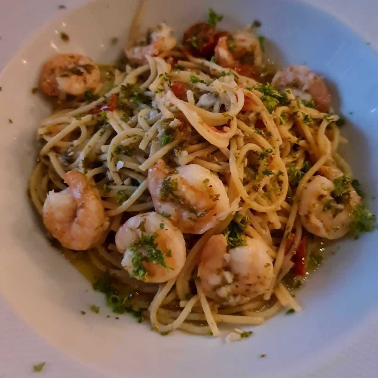 Spaghetti al Olio con Camarones 