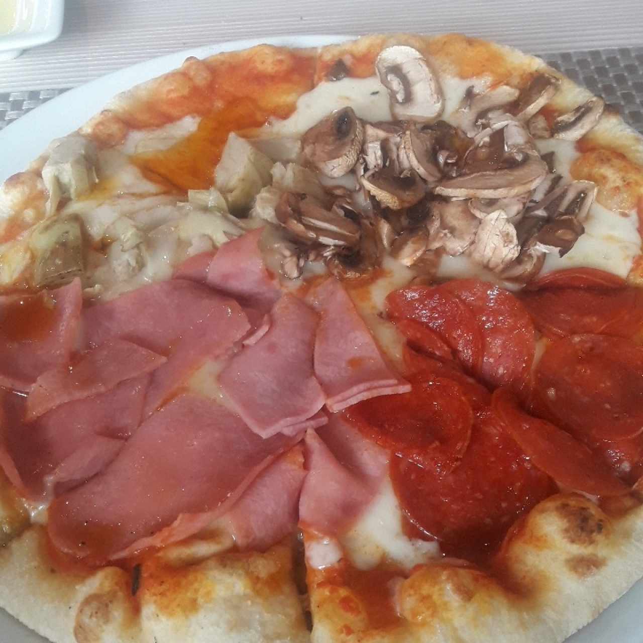 pizza cuatro estacioni 