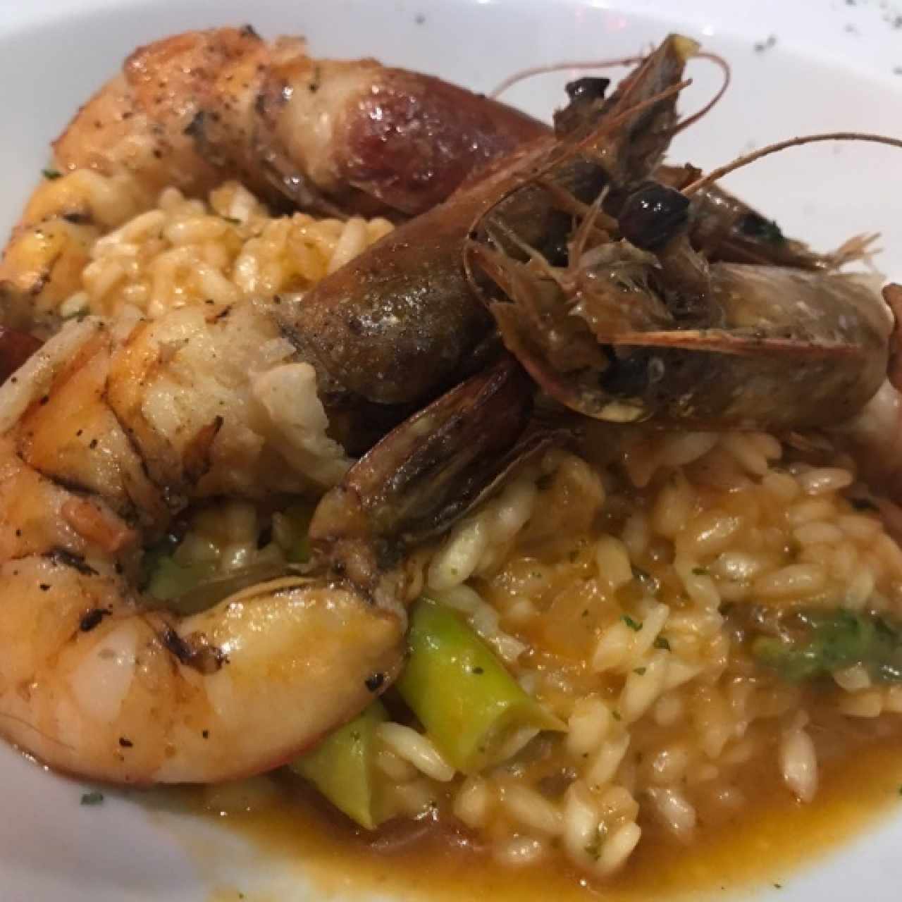 risotto de langostinos (arroz obviamente durisimo y con caldo✖️)