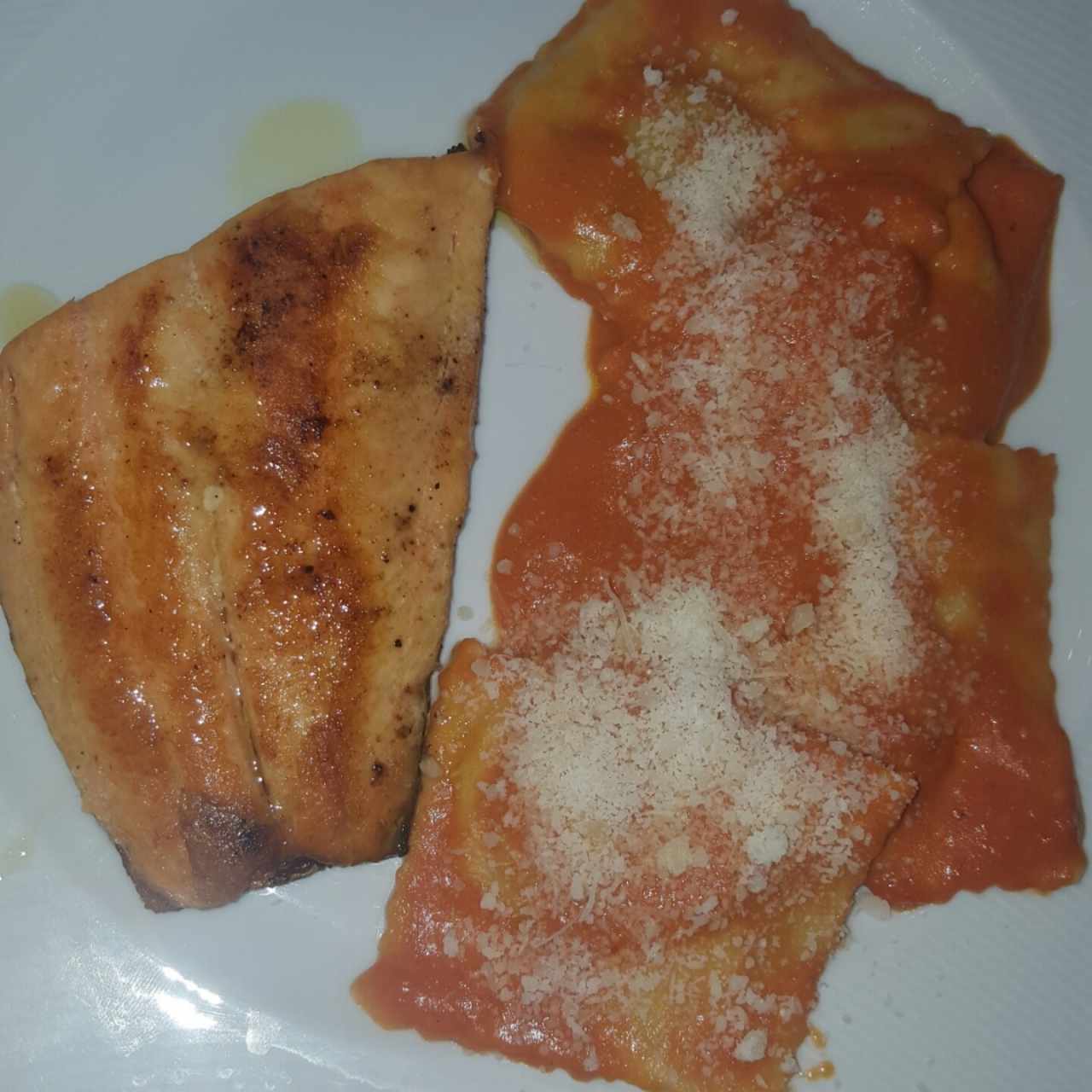 Salmón y Raviolis