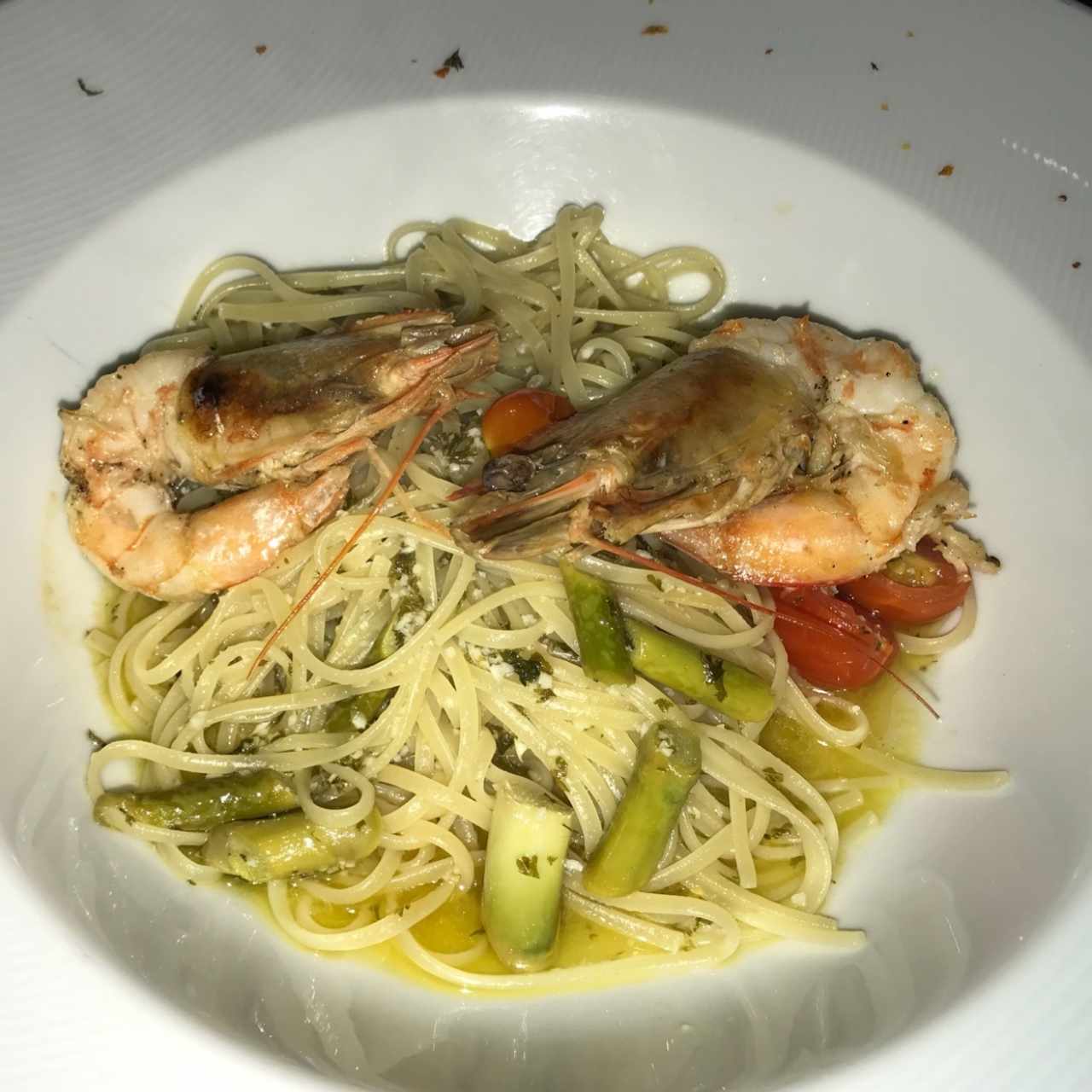 linguini al óleo y langostinos