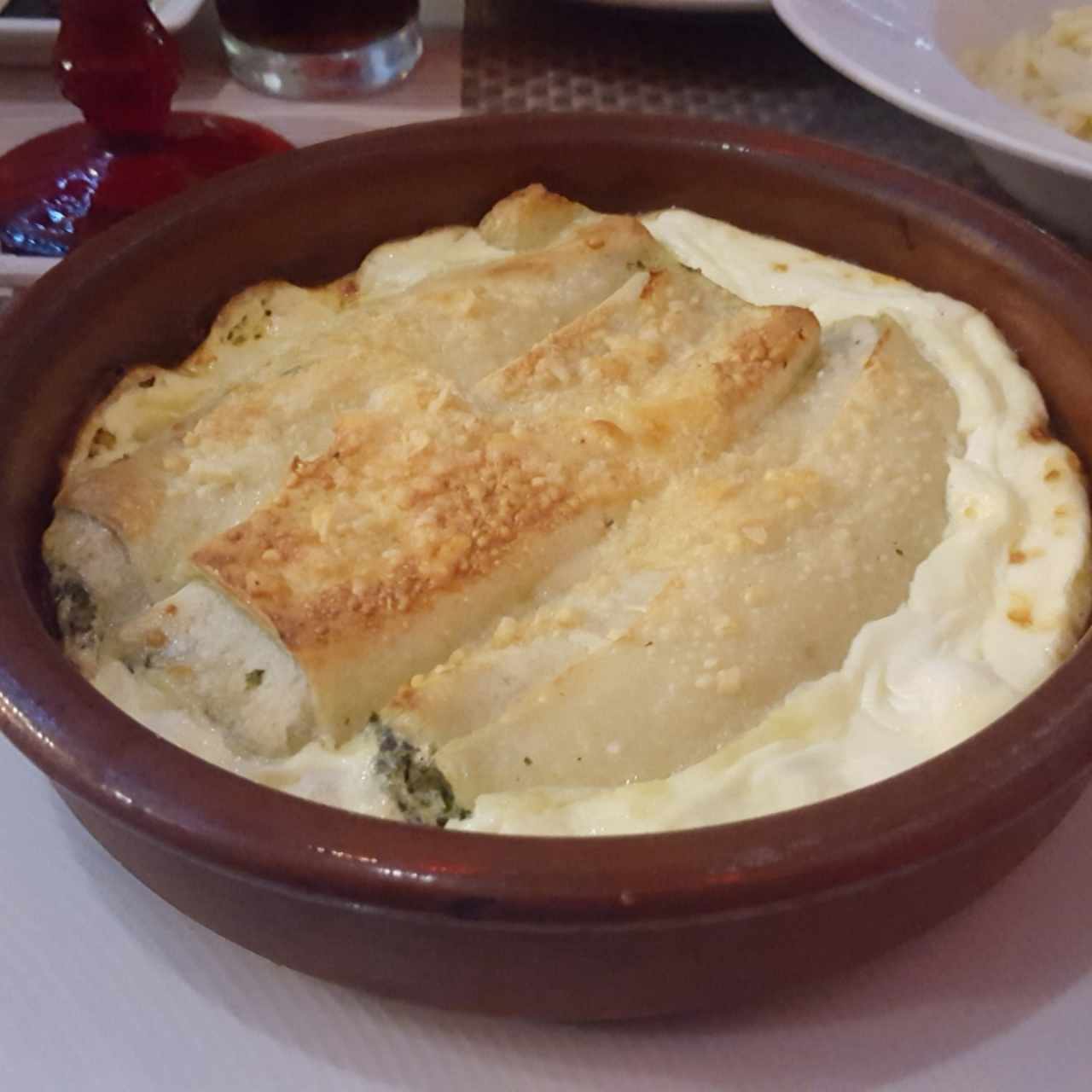 Canelloni de Ricotta y Espinaca