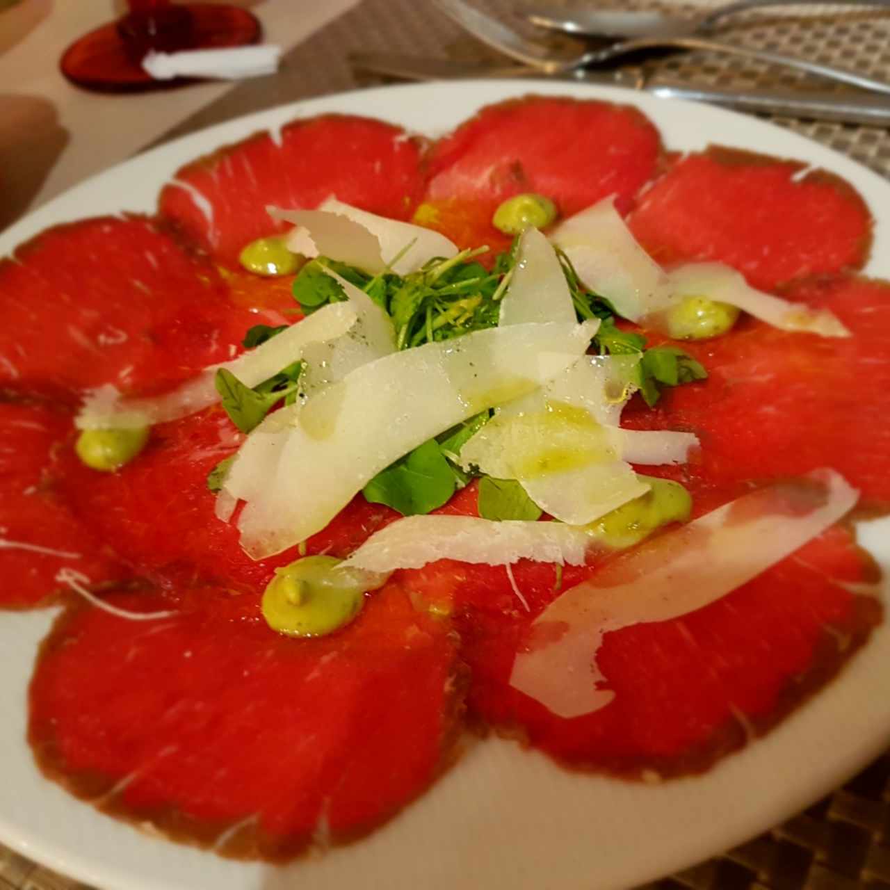 carpaccio de res