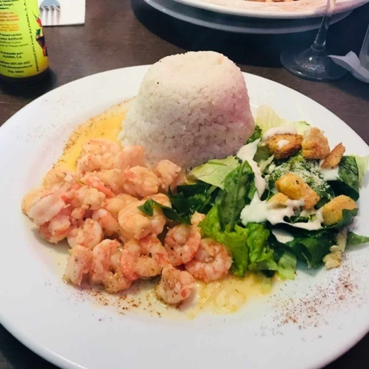 arroz con coco y camarones 