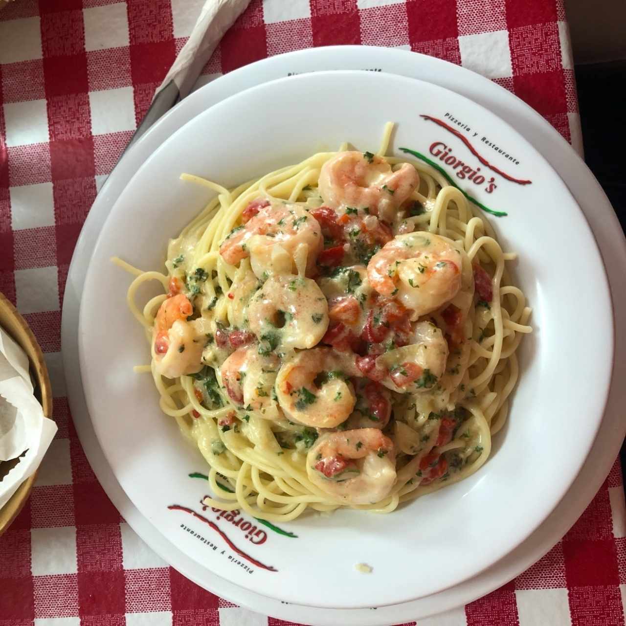 spaghettis con camarones