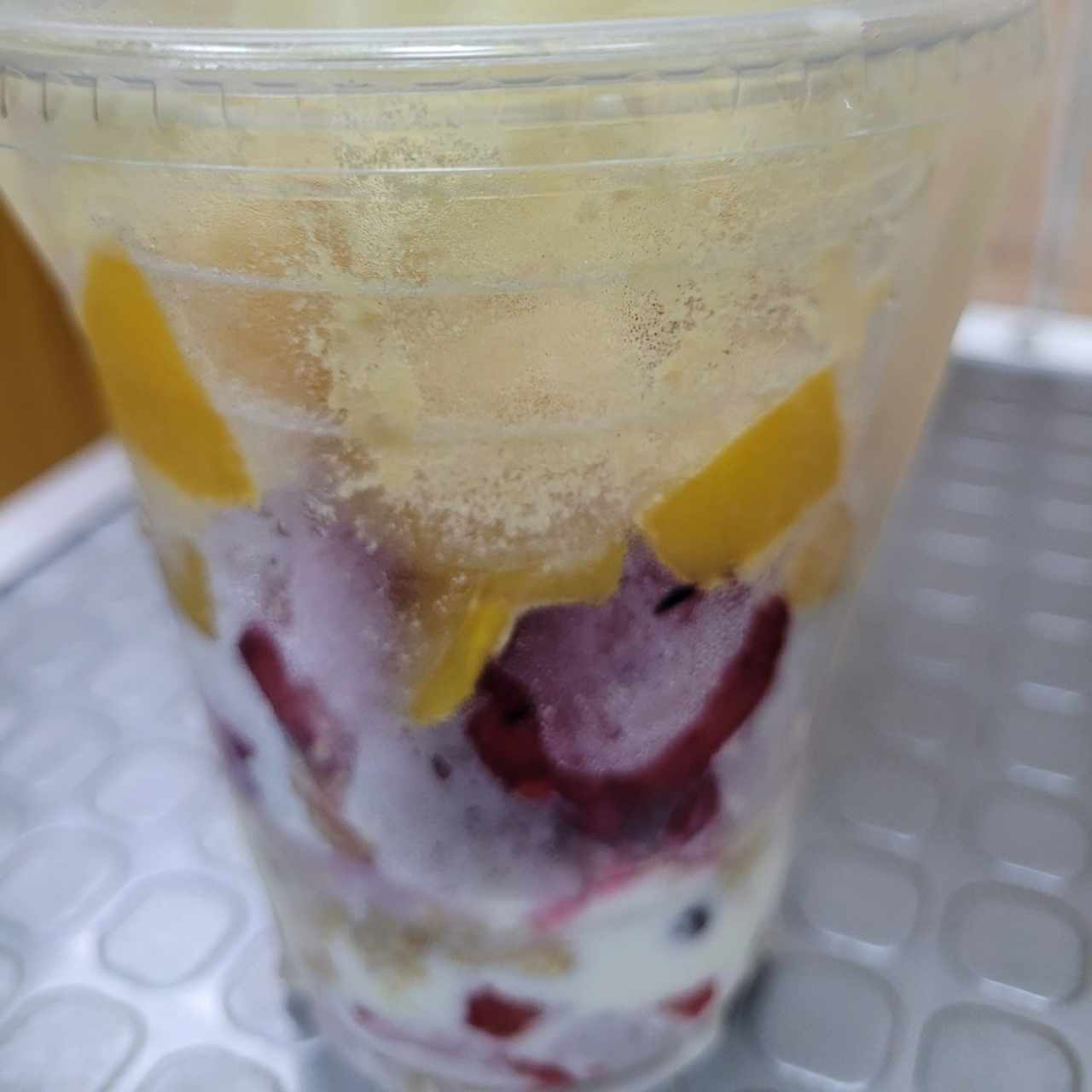 yogen früz parfait