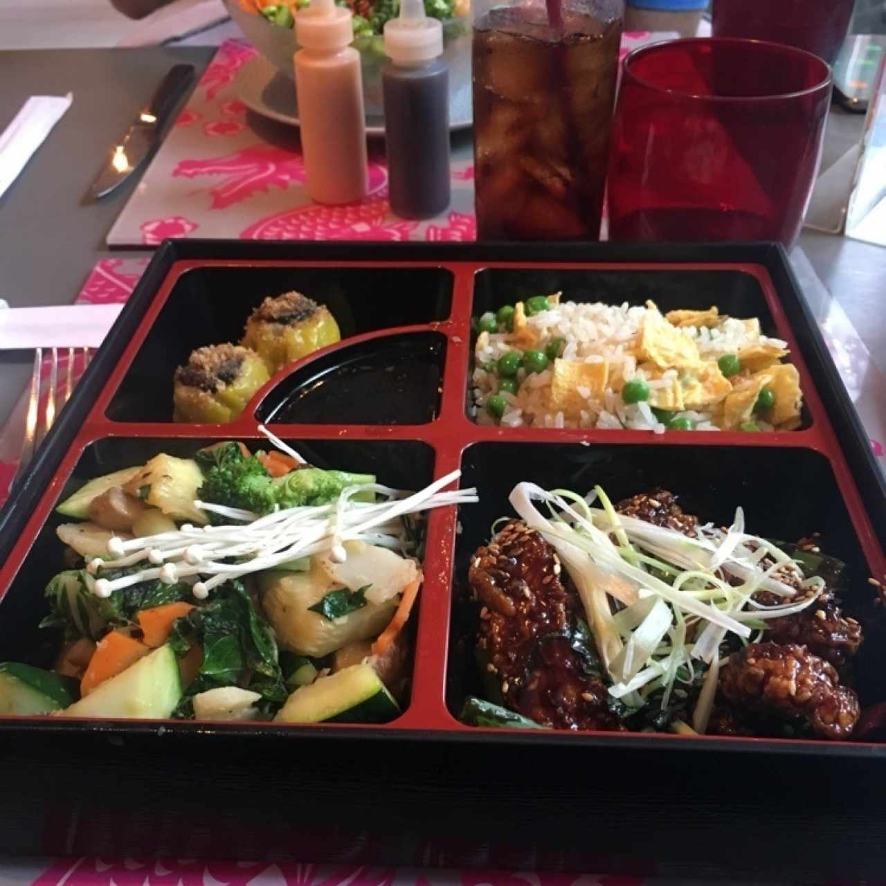 Bento box de pollo