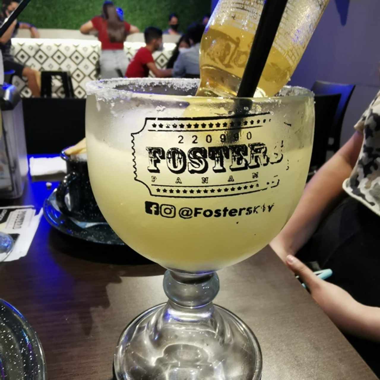 Margarita coronada