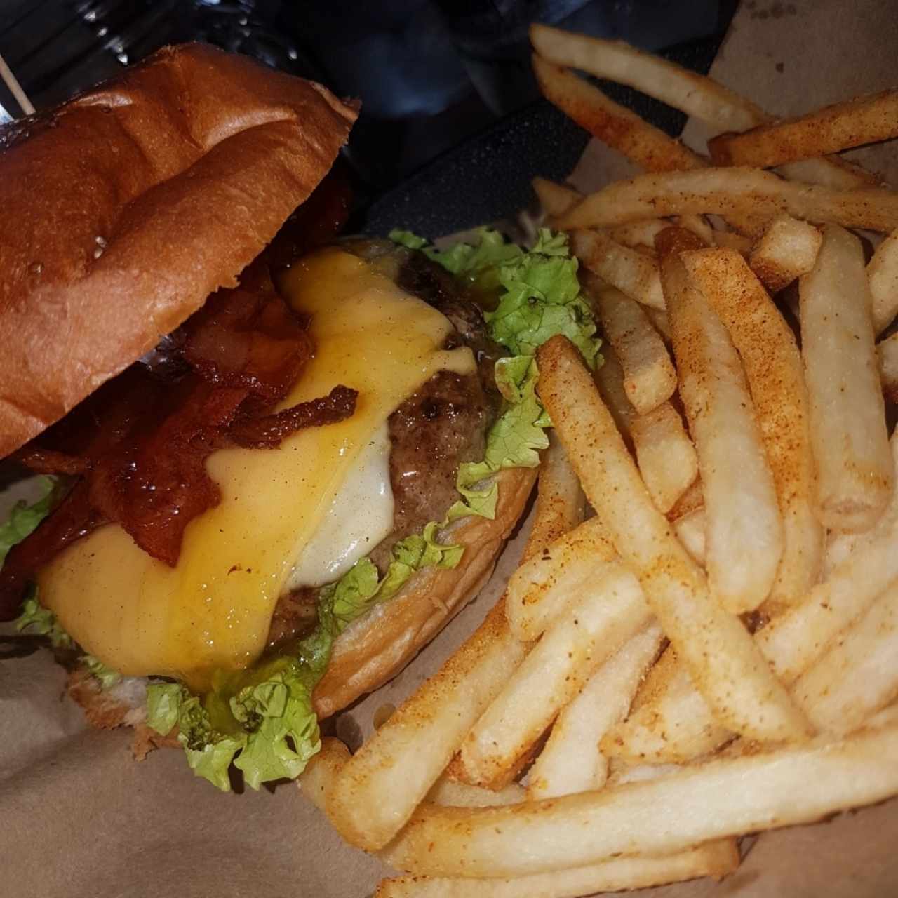 Cheese Bacon Burger 