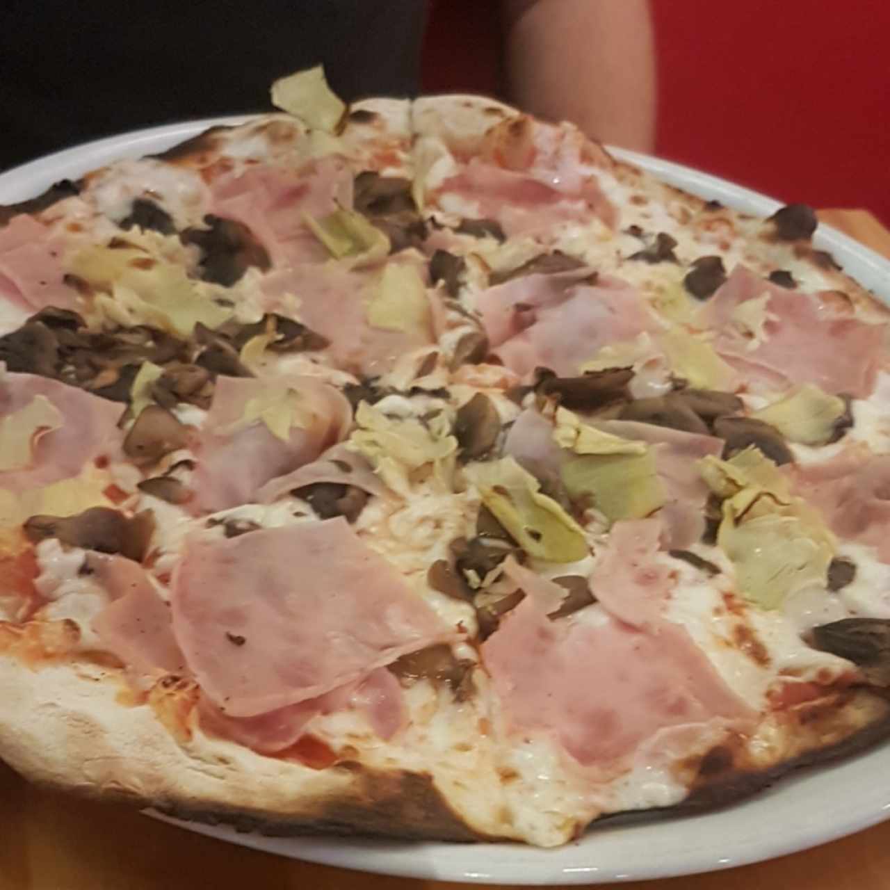 LA PIZZA - Capricciosa