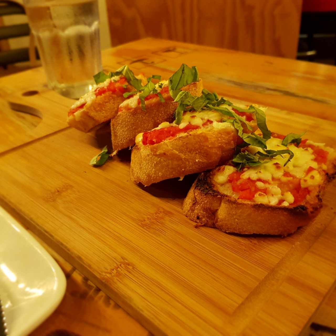 ANTIPASTI - BRUSCHETTA