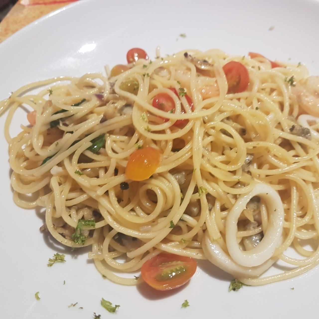 spaguetti con Mariscos