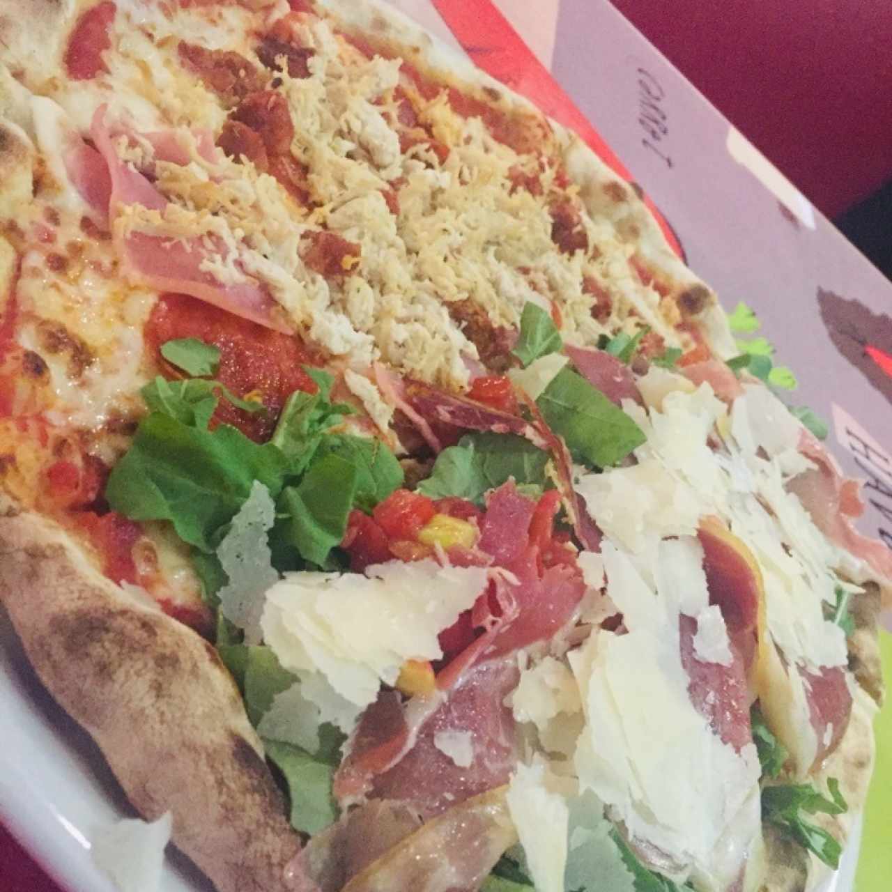 pizza moderna/ pizza de carnes 