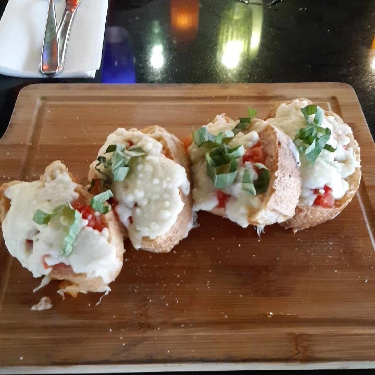 ANTIPASTI - BRUSCHETTA