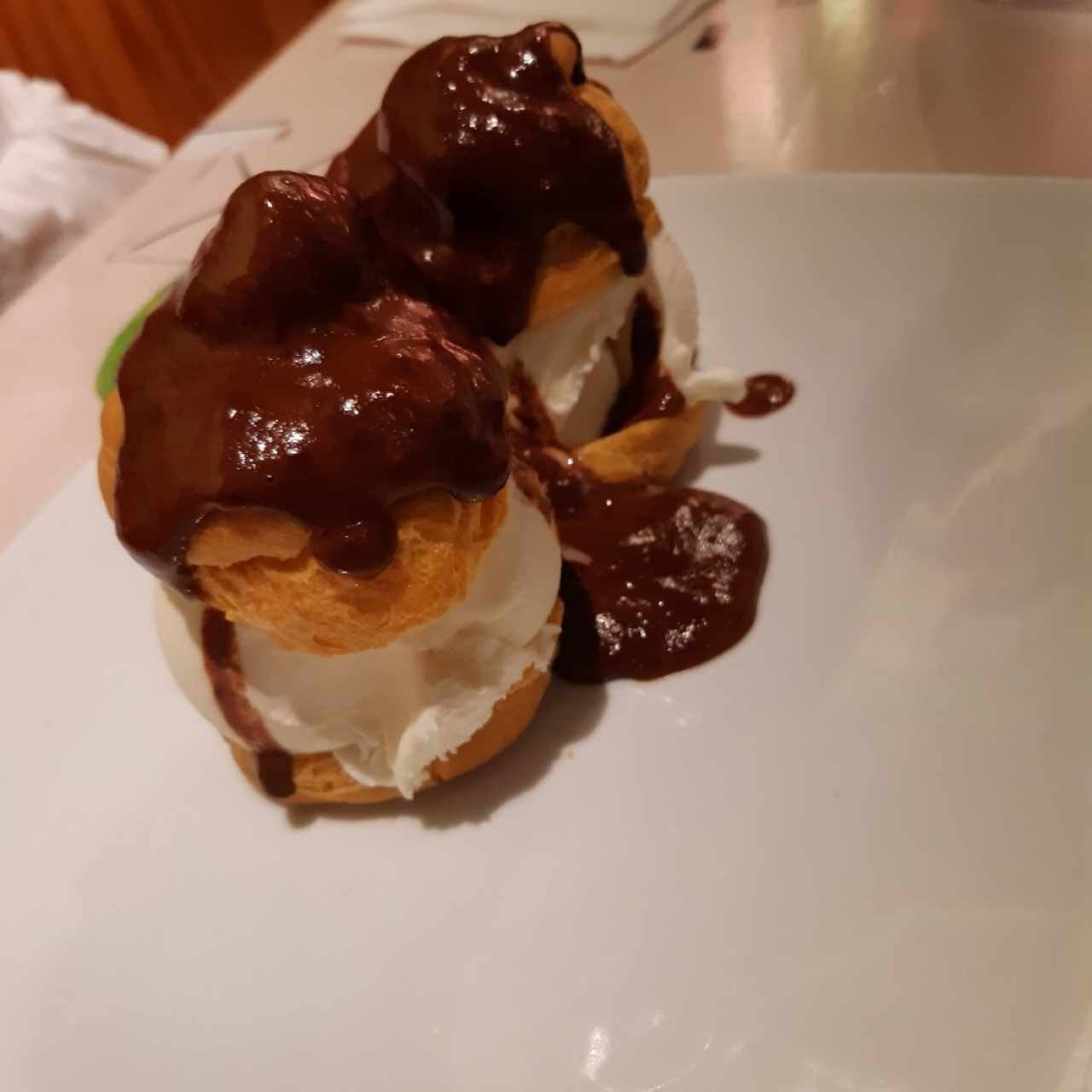 I DOLCI - Profiteroles