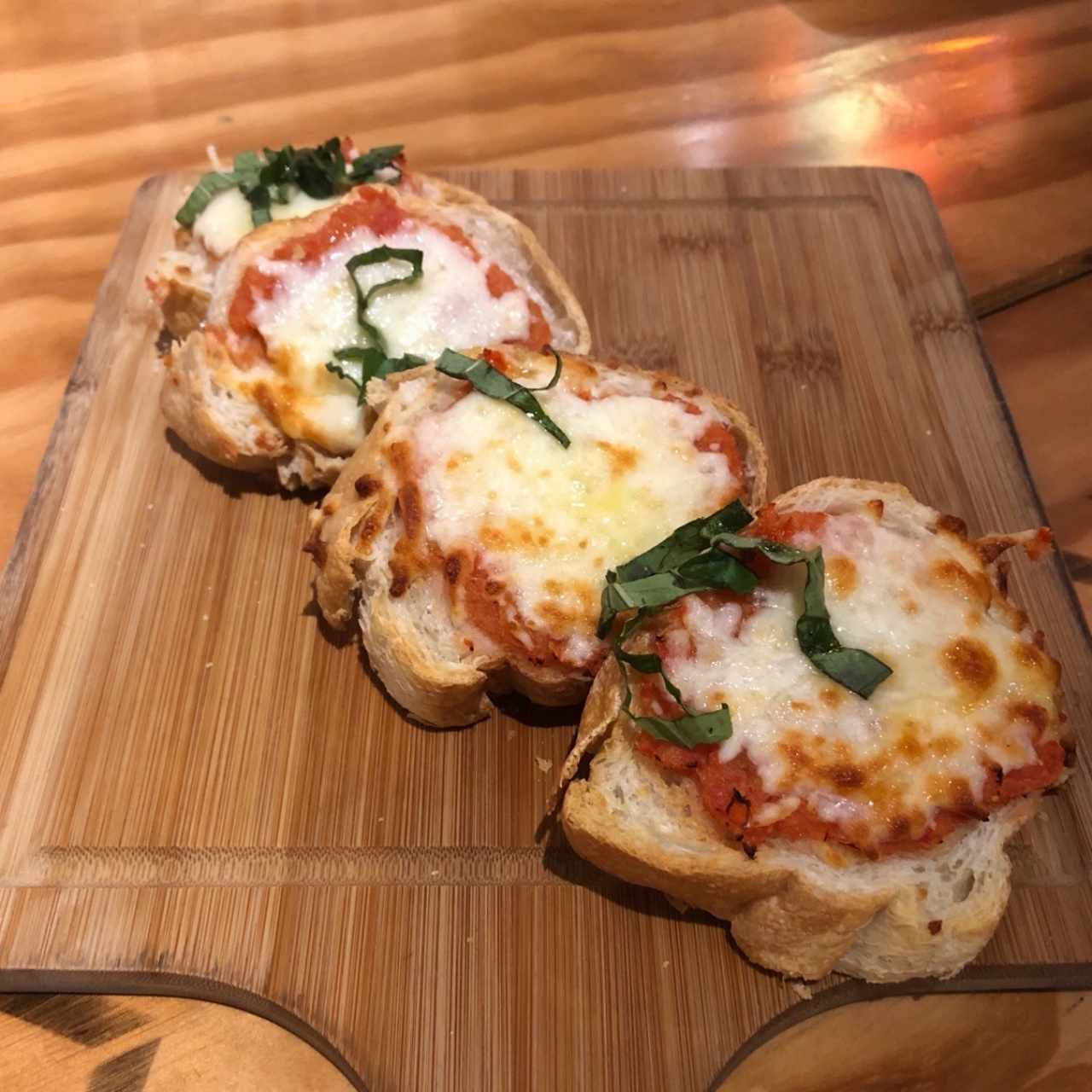 ANTIPASTI - BRUSCHETTA