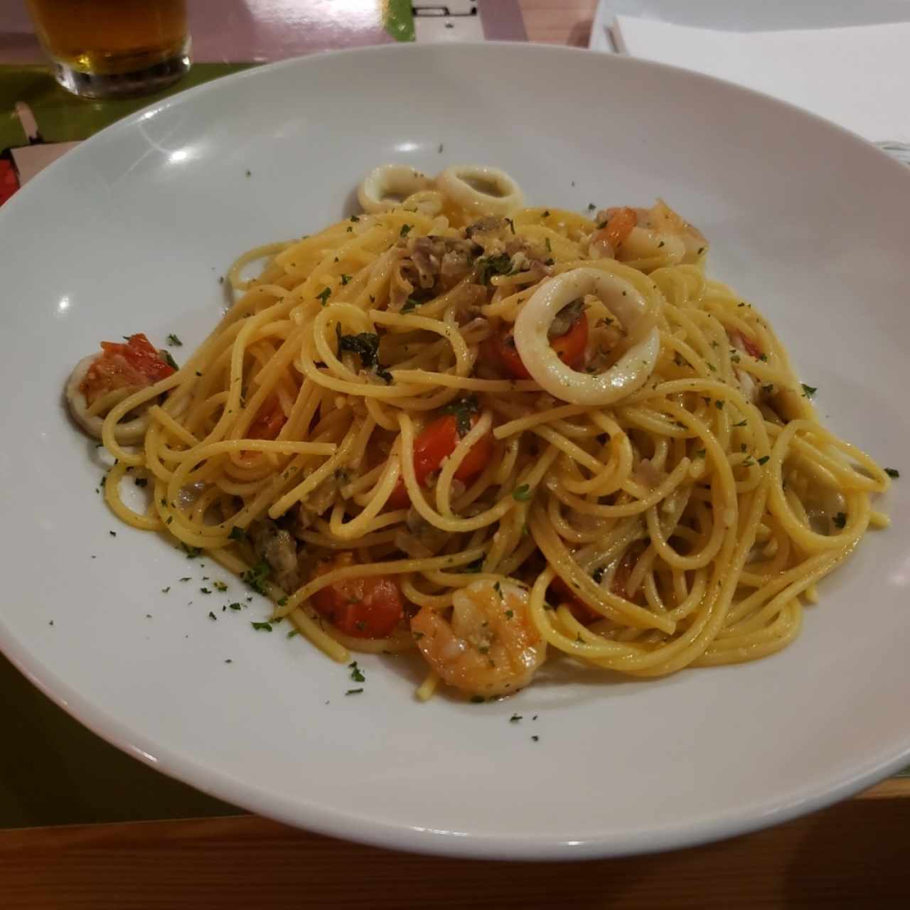 Pasta al óleo con mariscos 