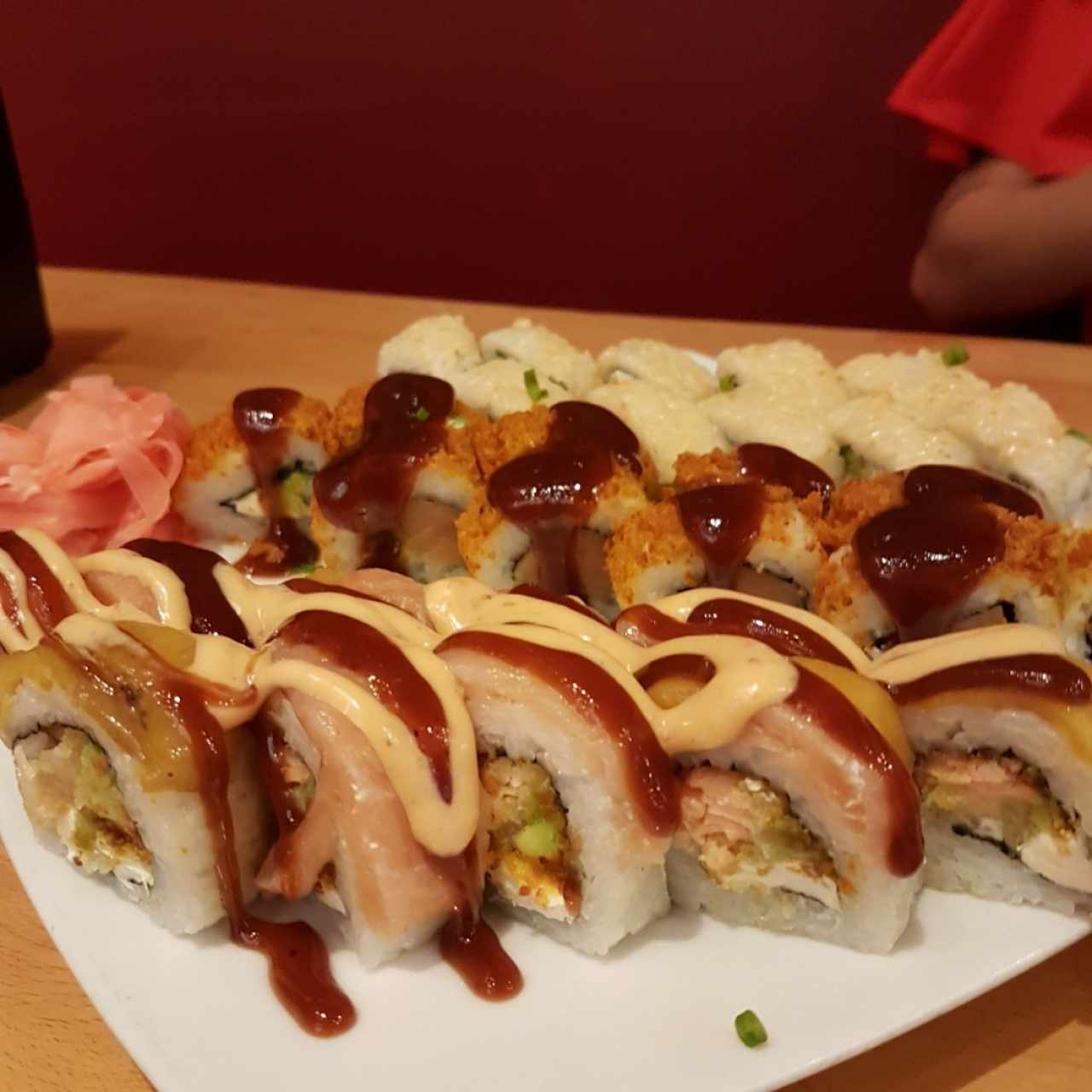 Combinacio No.4, sexy roll, kronchy special roll y chabot roll