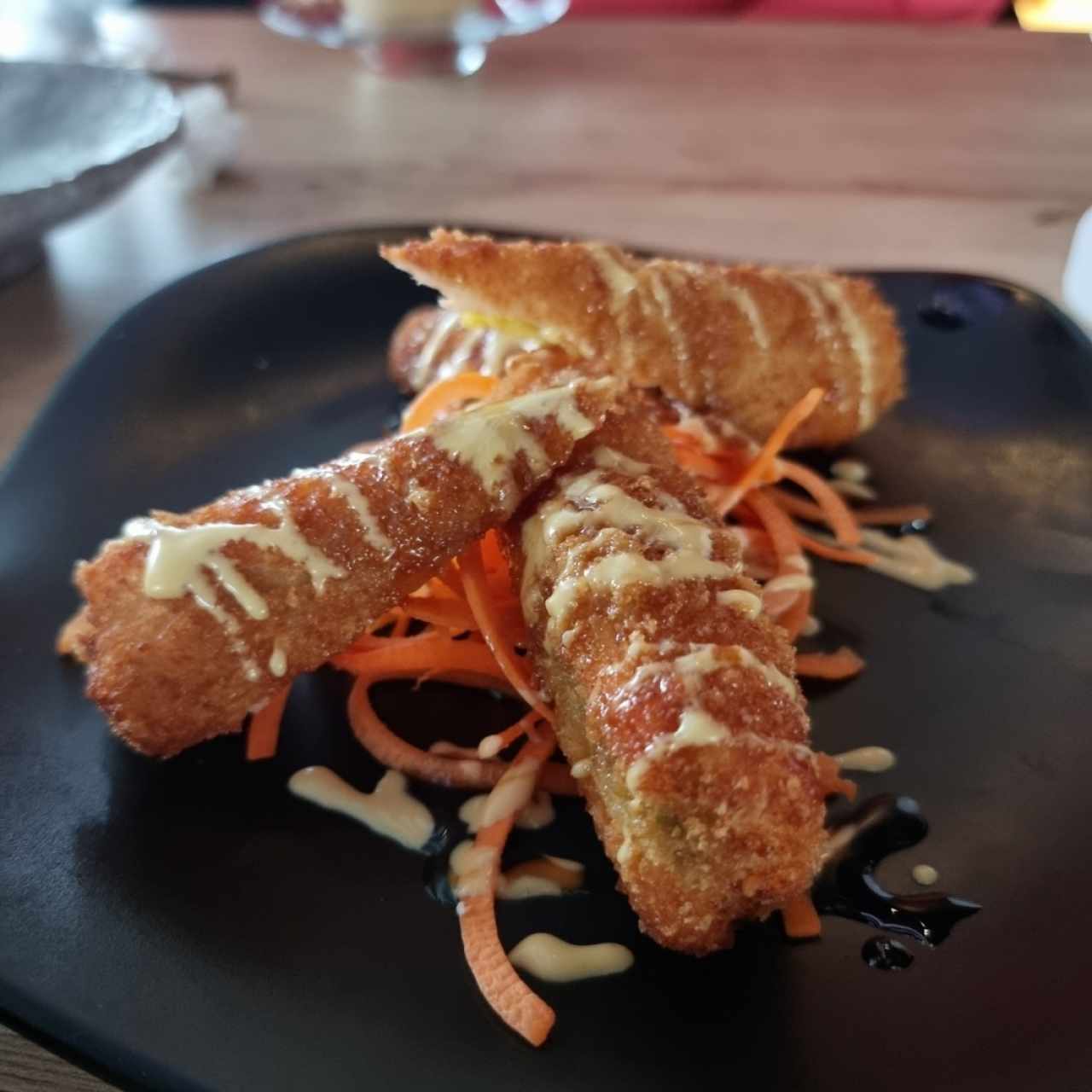 APPETIZERS - Coquitos de Salmón