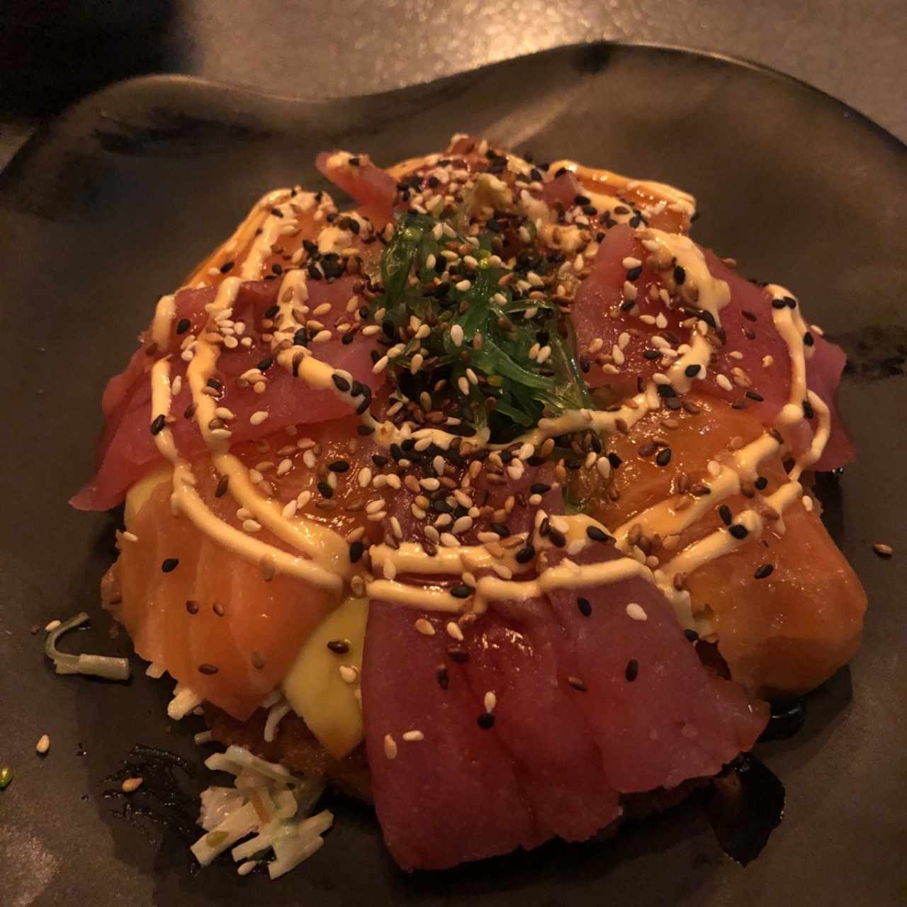 Para compartir - Sushi pizza salmón