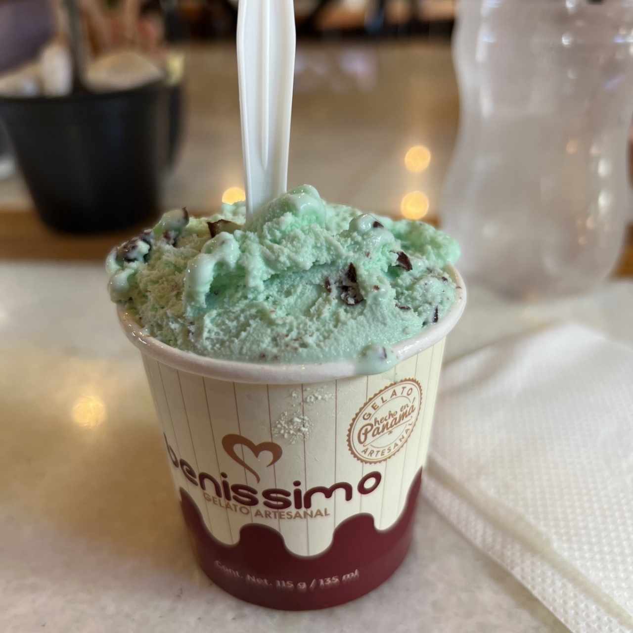 Helado chocolate con menta