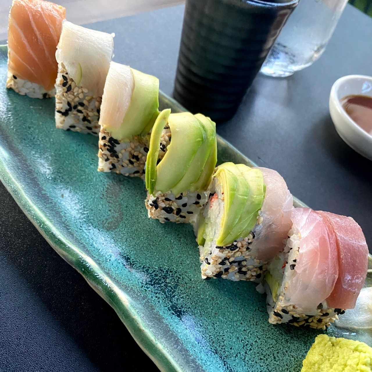 Maki - Rainbow Roll