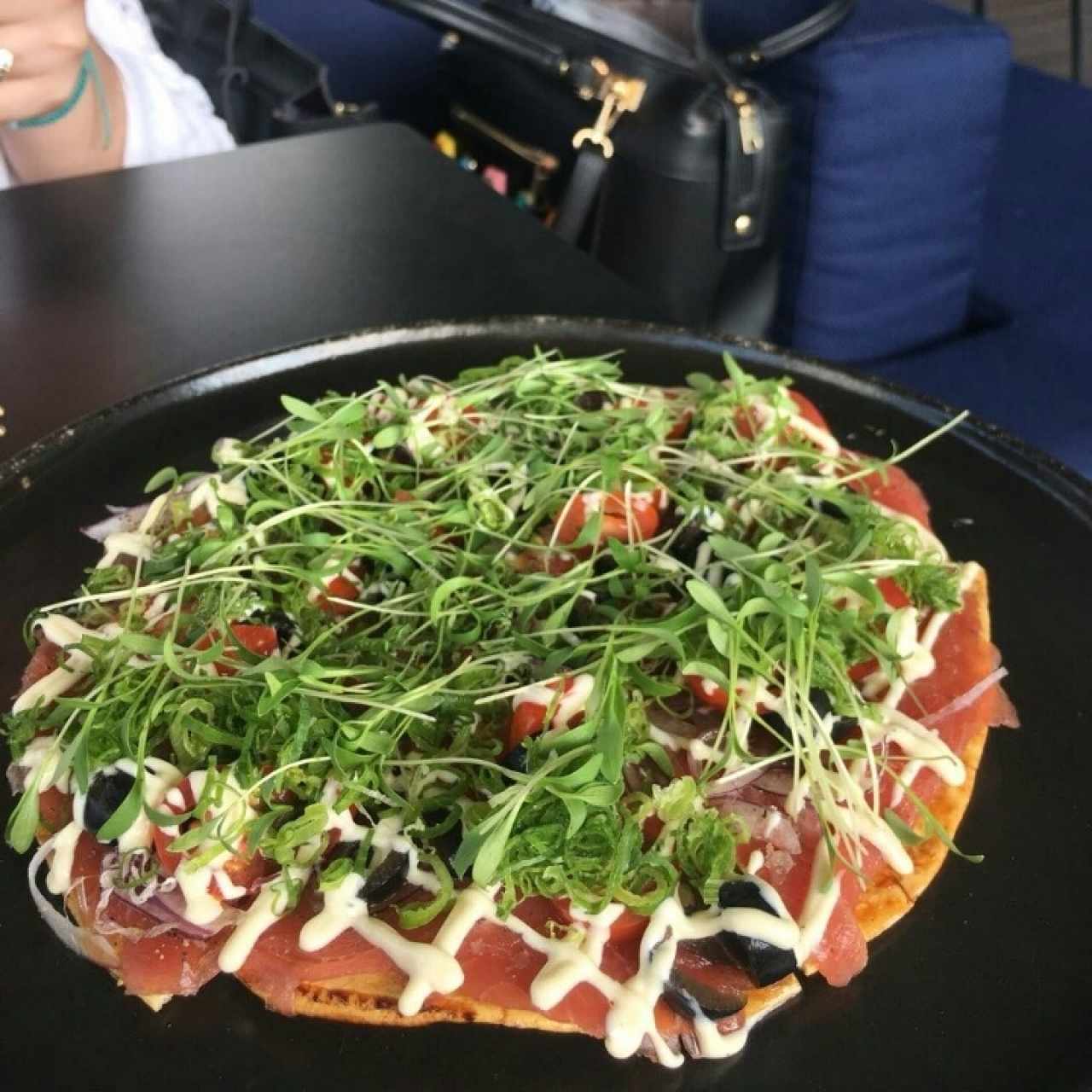 Spicy tuna pizza 😋