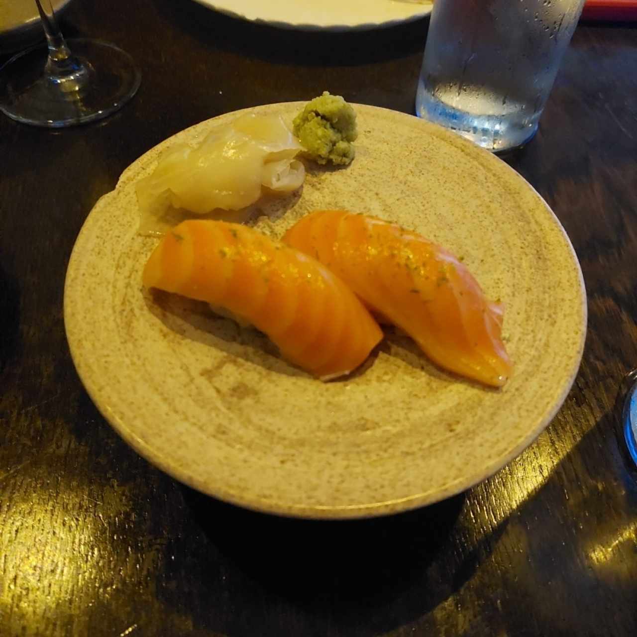 nigiri de salmón