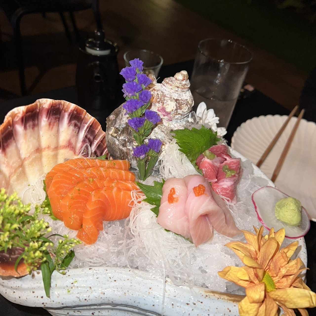 CHEF'S COMBINATIONS - SASHIMI SAMPLER