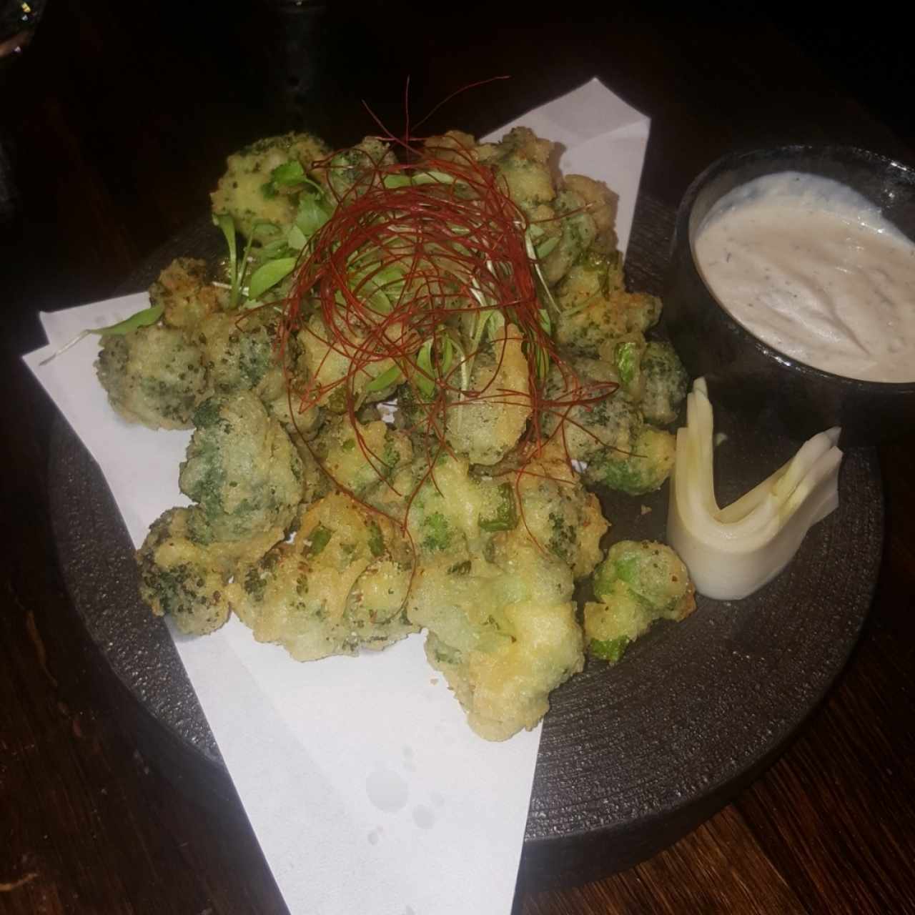 HOT - BROCCOLI TEMPURA