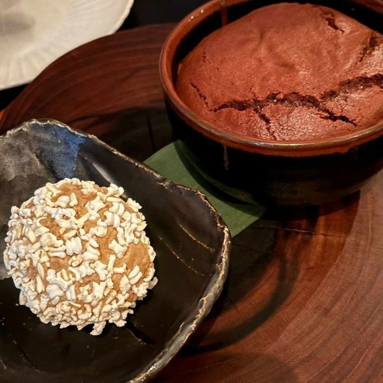 Flourless Chocolate Cake con helado de café