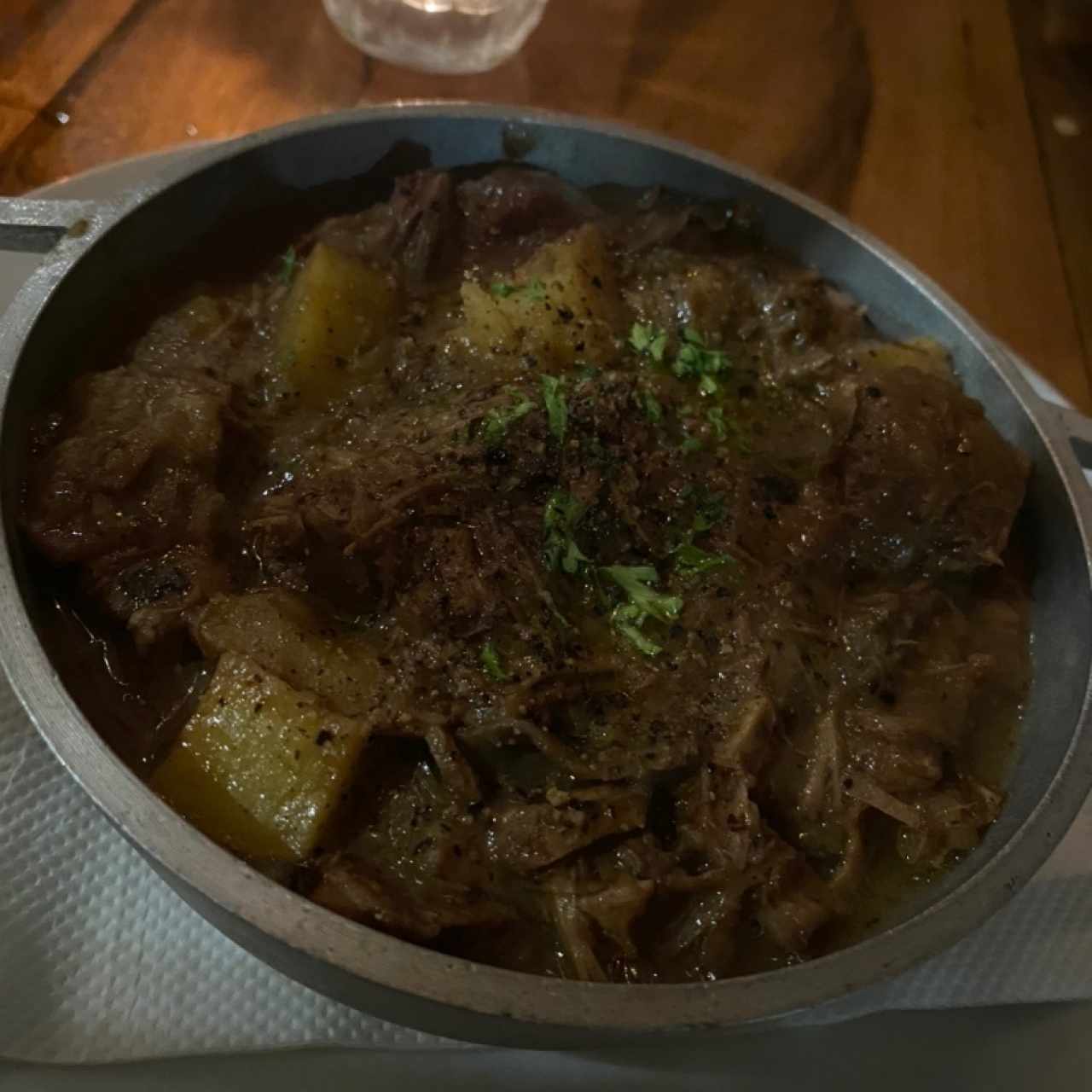 Estofado de ternera con champigñones y patatas